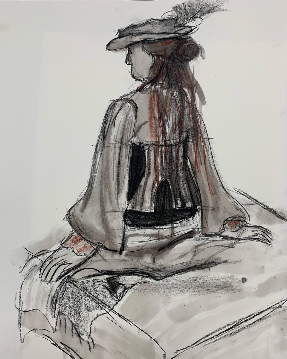 VinceMcK's tweet photo. #figuredrawing class but with a costume - short intervals using #charcoal #Conte and #ink #art . The first picture is definitely my favourite ! 💕 https://t.co/inK90o5v2c