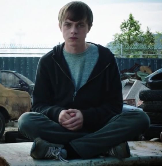 Hope everyone had a happy national british tormented twink day (dane dehaan and charlie heaton birthday) 