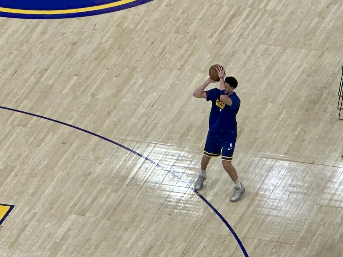 johnhayashida's tweet photo. Bruce Lee night @warriors game #WarriorsGround Let’s go! 🏀 https://t.co/pthT7i0VPD