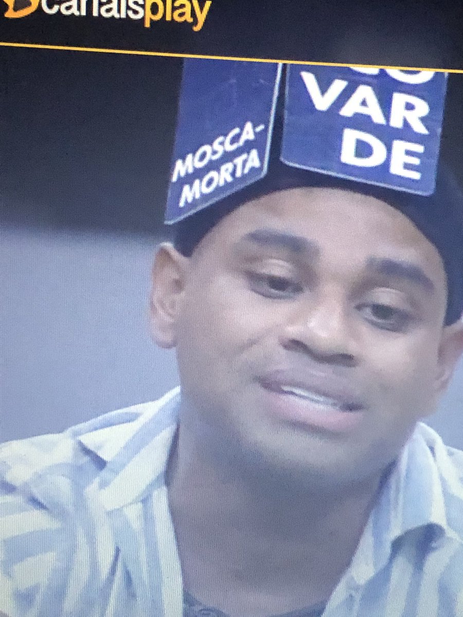 hianexzs's tweet photo. Alguém dá essa placa pro gabriel só pelo meme 😭 https://t.co/HPE4uHxFcK