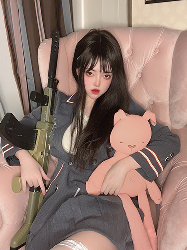 ArianaQf6's tweet photo. @Matr1xOfficial  discord ID：heddier#4289

装备终于到了，还好赶上了末班车，太惊险了 https://t.co/x3BHec5txb