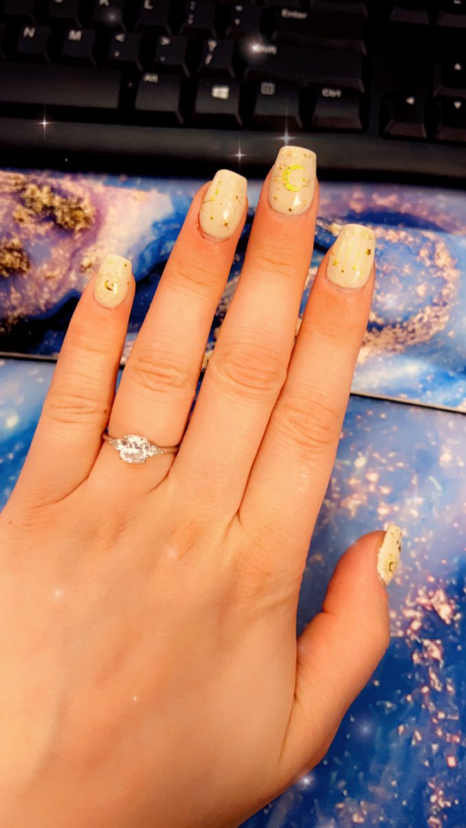 Out of this world 🌙 ✨💍