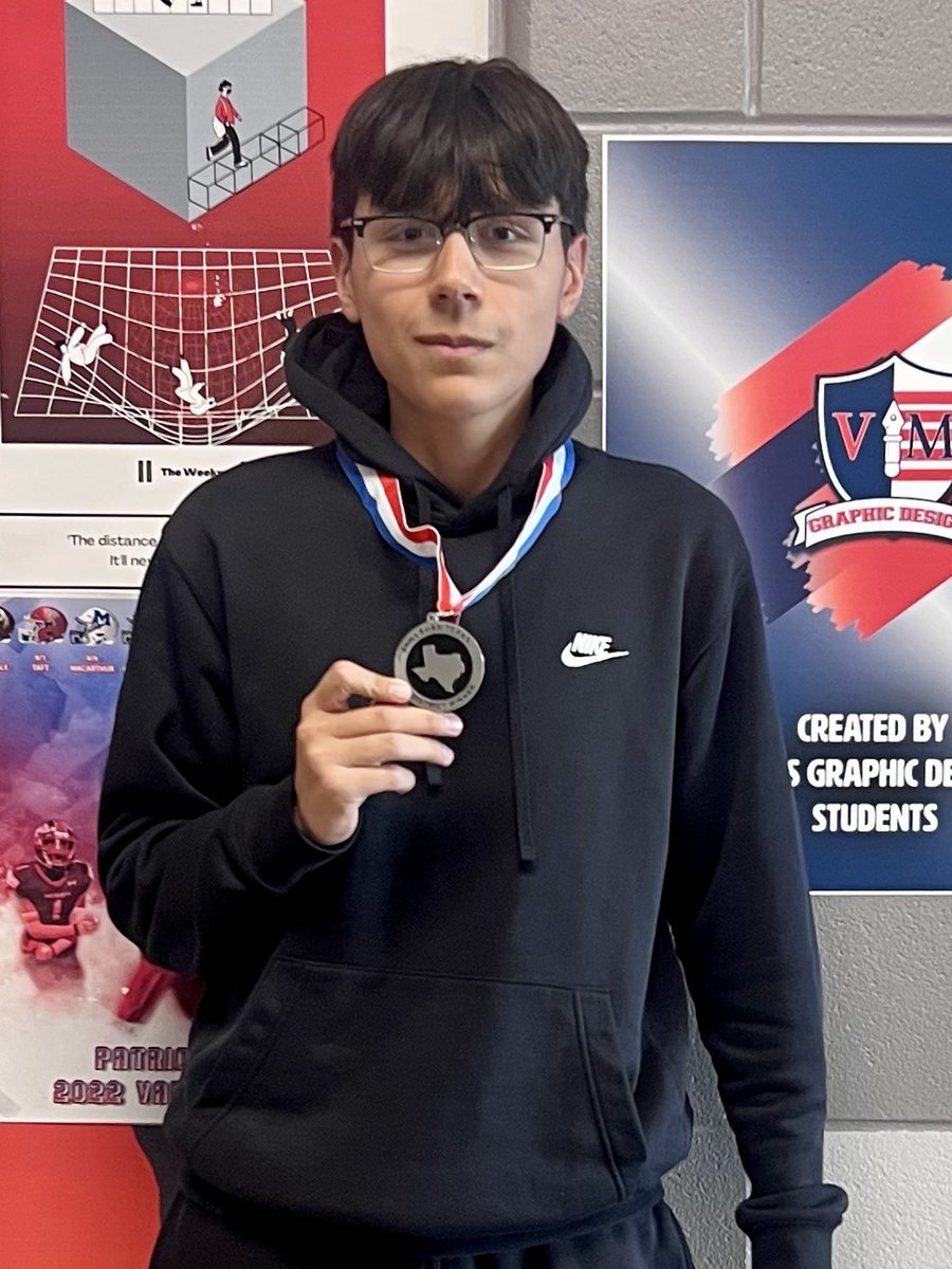 VMHSdesign's tweet image. Your STATE BOUND @SAVeteransHS @VMHSdesign @SkillsUSATexas District 11 Champions! I am so proud of ALL my students who competed! 
Pin Design 1st place:Sarah Alvarado AdDesign 1st place: Steven Saldana AdDesign 2nd place: Robert Ibarra 
T-shirt Design 2nd place: Devynn Joss