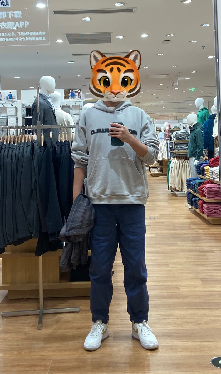 mo18974597's tweet photo. @WQWQ388 Roaringwild让我们相遇🤣 https://t.co/t2uzqPWDCM