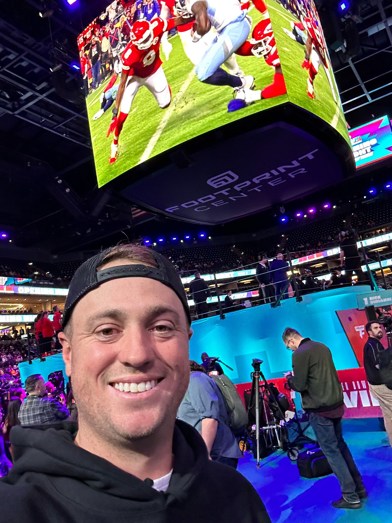 Super bowl 53 media day deals jacket