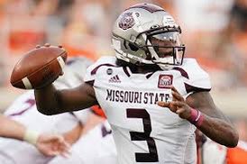 KordellGouldsby's tweet image. #AGTG After a meaningful call with @CoachLDScott I’d like to announce that I’ve received my first D1 offer from @MOStateFootball 
@tschneider1014 
@Tsuff65