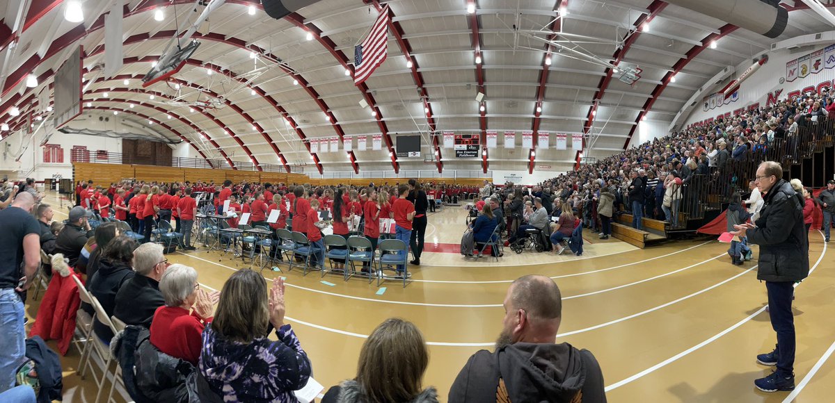 NeenahSchools's tweet photo. Band students from grades 5-12 showed off their talents to a huge crowd tonight in the first Band-O-Rama held since 2020. https://t.co/SMSn6AEvtd