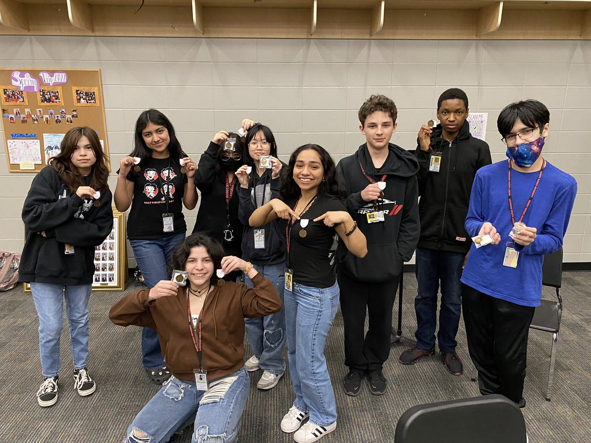 CreekOrch's tweet photo. Congratulations to all the orchestra students who made a superior rating on their solo/ensemble performance. Also, congratulations to the two ensembles that qualify for state solo and ensemble! #orchestralife #orchestrababies #lobos #soloandensemble https://t.co/hn2uGAj9QI