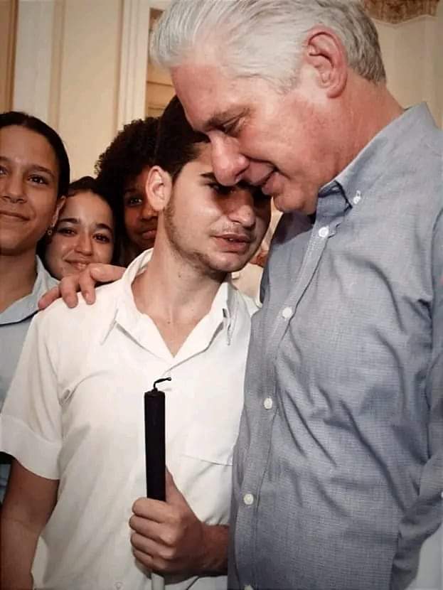 #Cuba es Amor ❤️
#JuntarYVencer #PoderPopular #MatancerosEnVictoria