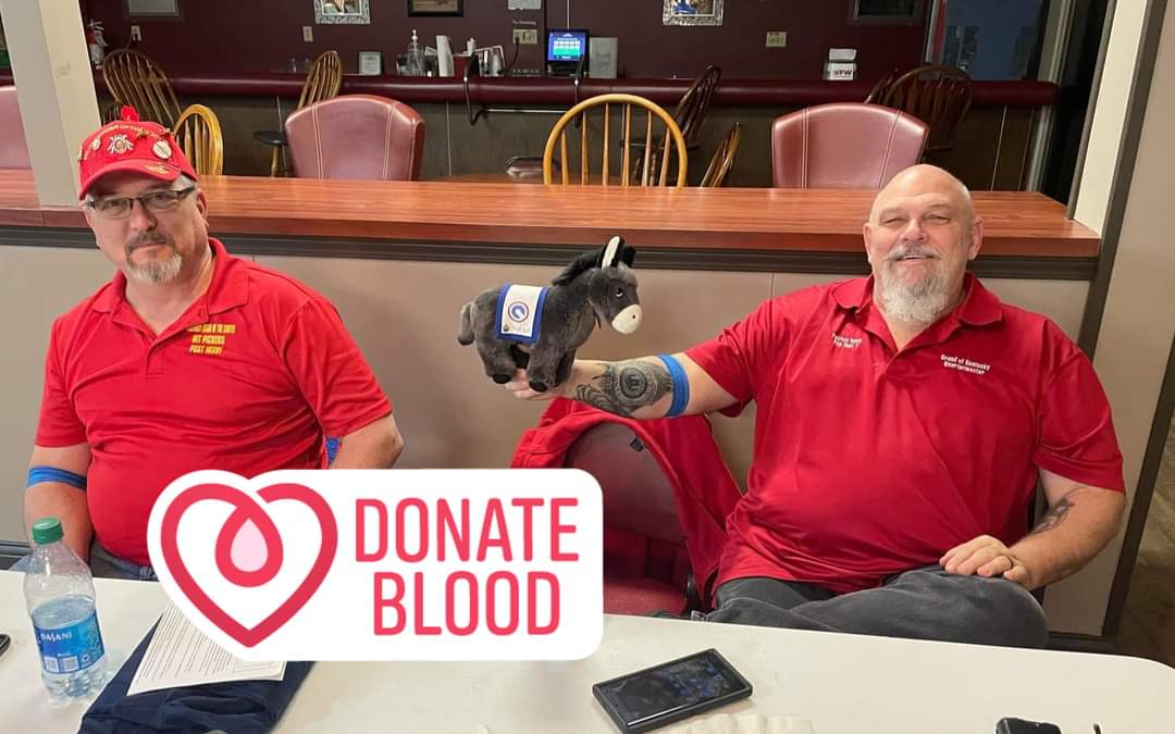 1Programs's tweet photo. Mini Blackjack gives back while visiting First Responders during the Give the Gift of Life Blood Drive at the VFW Post 10281.  

Keeping spirits high and staying connected! Great Job Mini Blackjack! 

#MiniBlackjacksAdventures #MiniontheMove
@1stTSC @1stTSC_CSM @CSMTownsendW https://t.co/im0IJJqIUa
