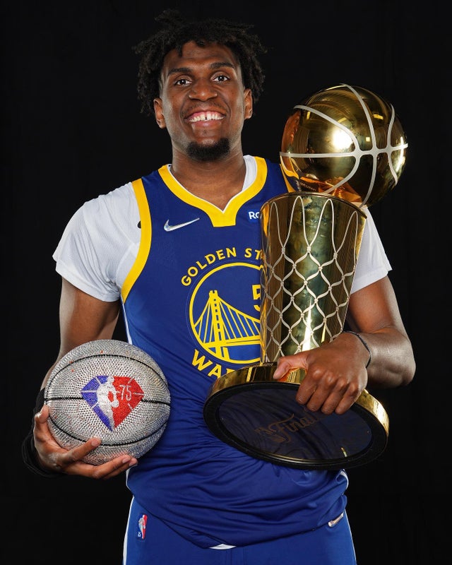 This is a Kevon Looney stan account :)

Happy birthday, LoonGOAT   