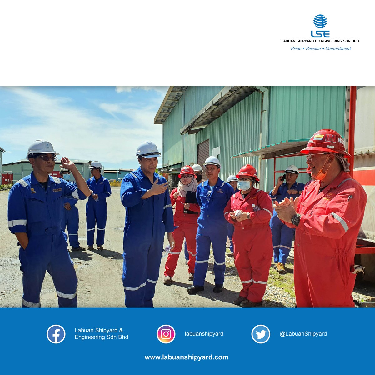 LabuanShipyard's tweet photo. 𝟏ѕт 𝐌𝐀𝐍𝐀𝐆𝐄𝐌𝐄𝐍𝐓 𝐖𝐀𝐋𝐊𝐀𝐁𝐎𝐔𝐓 𝐈𝐍 𝟐𝟎𝟐𝟑
Mr. Darhim Dali Hashim, our Group Chief Operating Officer, was present to lead the entire management team in the first #ManagementWalkabout this year that was held on 19th Jan 2023.
#labuanshipyard #shipyard #LSEteam https://t.co/wVMfjAKm1R