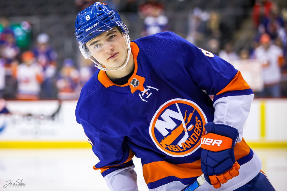Noah Dobson recorded his 100th career NHL point tonight with an assist on the game-winner in the New York Islanders 2-1 victory over Philadelphia.

The Summerside native becomes the 25th New York Islander defenceman to reach the 100 point plateau.

#HockeyTwitter #PEI #Isles
