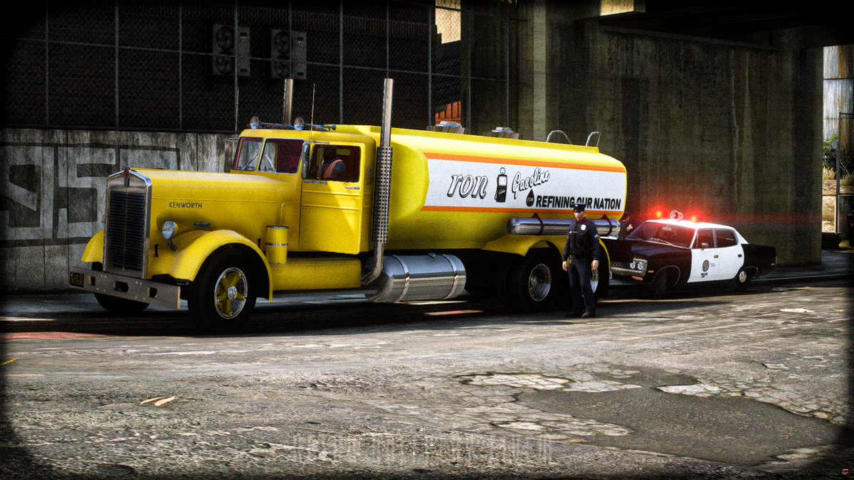 RetroRoleplay5M's tweet photo. Just finished up our 1970s Los Santos weekend! It was great fun in the Plymouth Fury and Dodge Monaco again!

Get involved today for the best experience in the past!

#FiveM #GTAV #GTARP #GTAVRP #Roleplay #Retro #1970s #70s https://t.co/NTxwoPkhXL