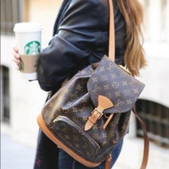 MandiesDiary's tweet photo. So good I had to share! Check out all the items I'm loving on @Poshmarkapp #poshmark #fashion #style #shopmycloset #louisvuitton #paolo #disney: https://t.co/ANhOiL116A https://t.co/2ZrmIV8OTV