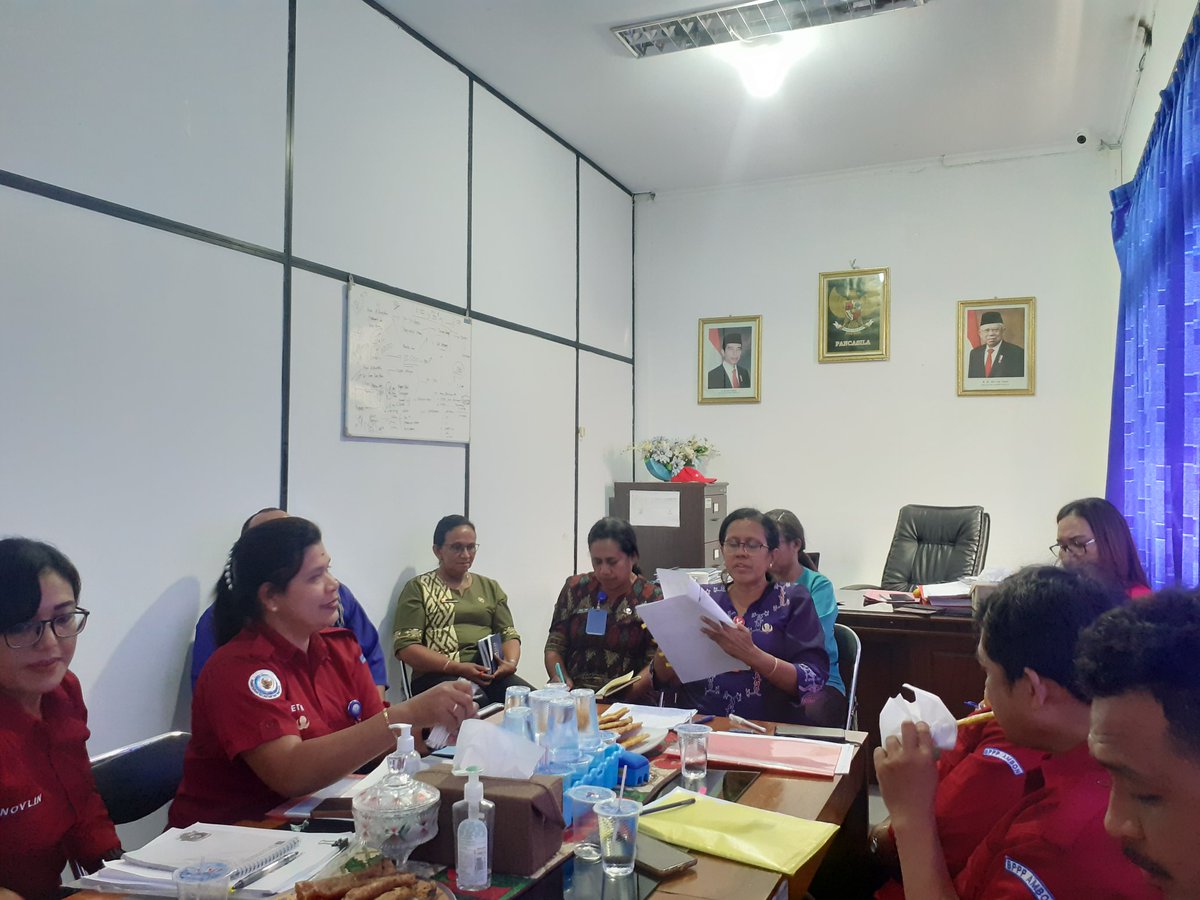 Syaiful80896589's tweet photo. (Selasa, 7 Februari 23) Saiful Soplestuni, Luhkn Kota Ambon, Rapat Pertemuan Penyuluh Perikanan Kota Ambon &amp; Dinas Perikanan Kota Ambon terkait pembahasan Rencana Kerja Tahunan TH 2023. Dinas Perikanan Kota Ambon
#giatluhkansatminkalambon 
#KotaAmbon 
@BP3_Ambon 
@puslatluhkp https://t.co/SgId3urwdC