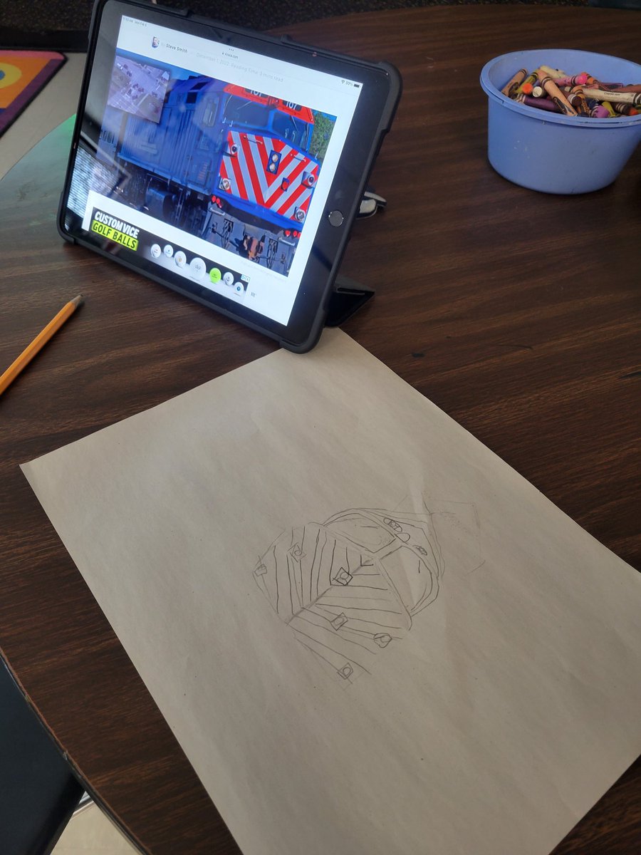 Practicing designs for our Arlington Heights mural 🏠