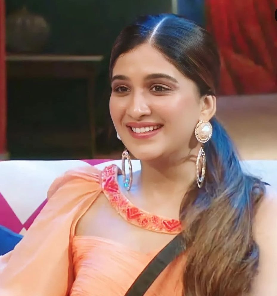 Muzzammilthakur's tweet photo. Who deserves to win #BiggBoss16       🏆 ?                              
   
🔁RT            #PriyankaChaharChaudhary𓃵                  
❤Like        #NimritKaurAhluwalia𓃵    

#PriyankaIsTheBoss #ShivIsTheBoss #PriyanKit #PriyankaPaltan  #ShivKiSena #ShivThakare𓃵 https://t.co/hQadJ9lTFB