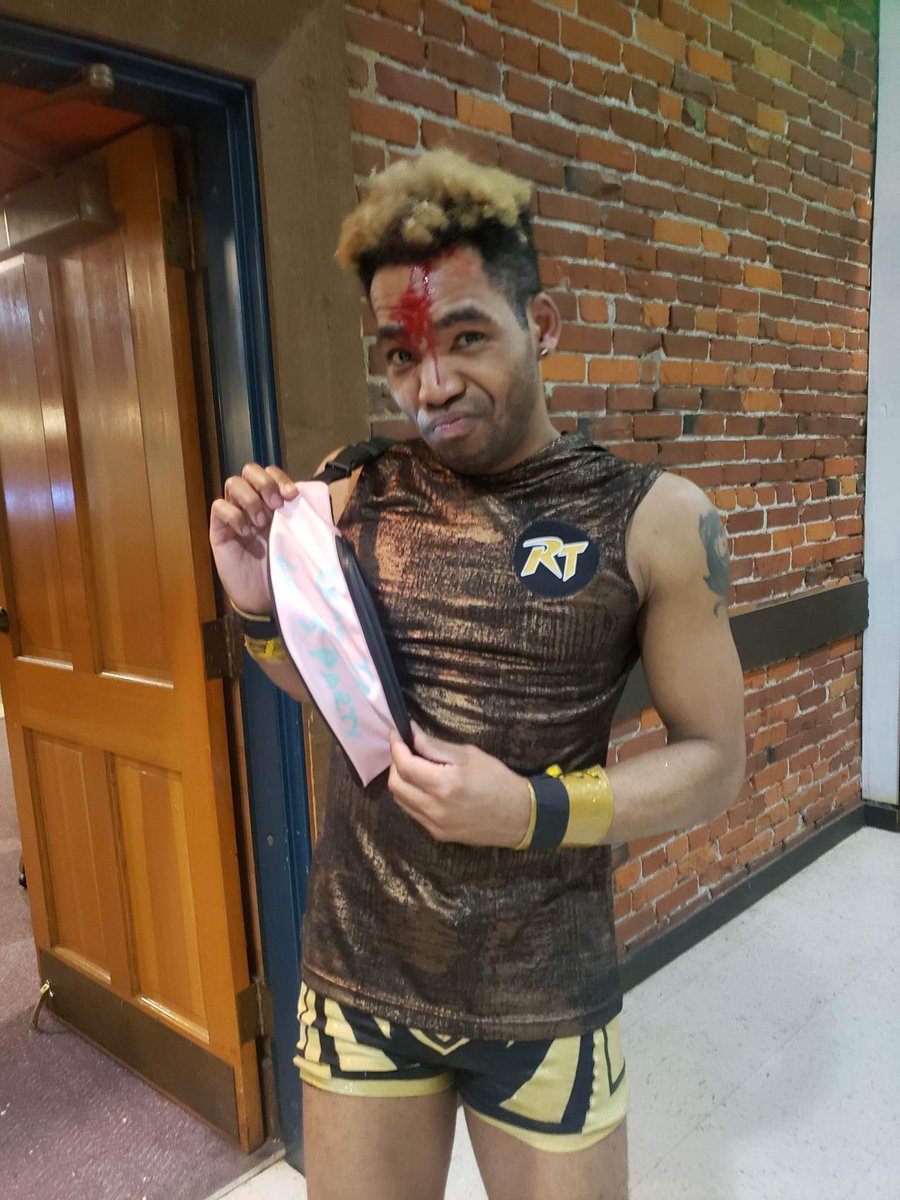 Dam <a href="/TheRashadTyson/">Real Talk Rashad Tyson</a> looking good with this sexy fanny pack! And may I add not just Real Talk but now Main Eventer Real Talk. Always great see you dude.