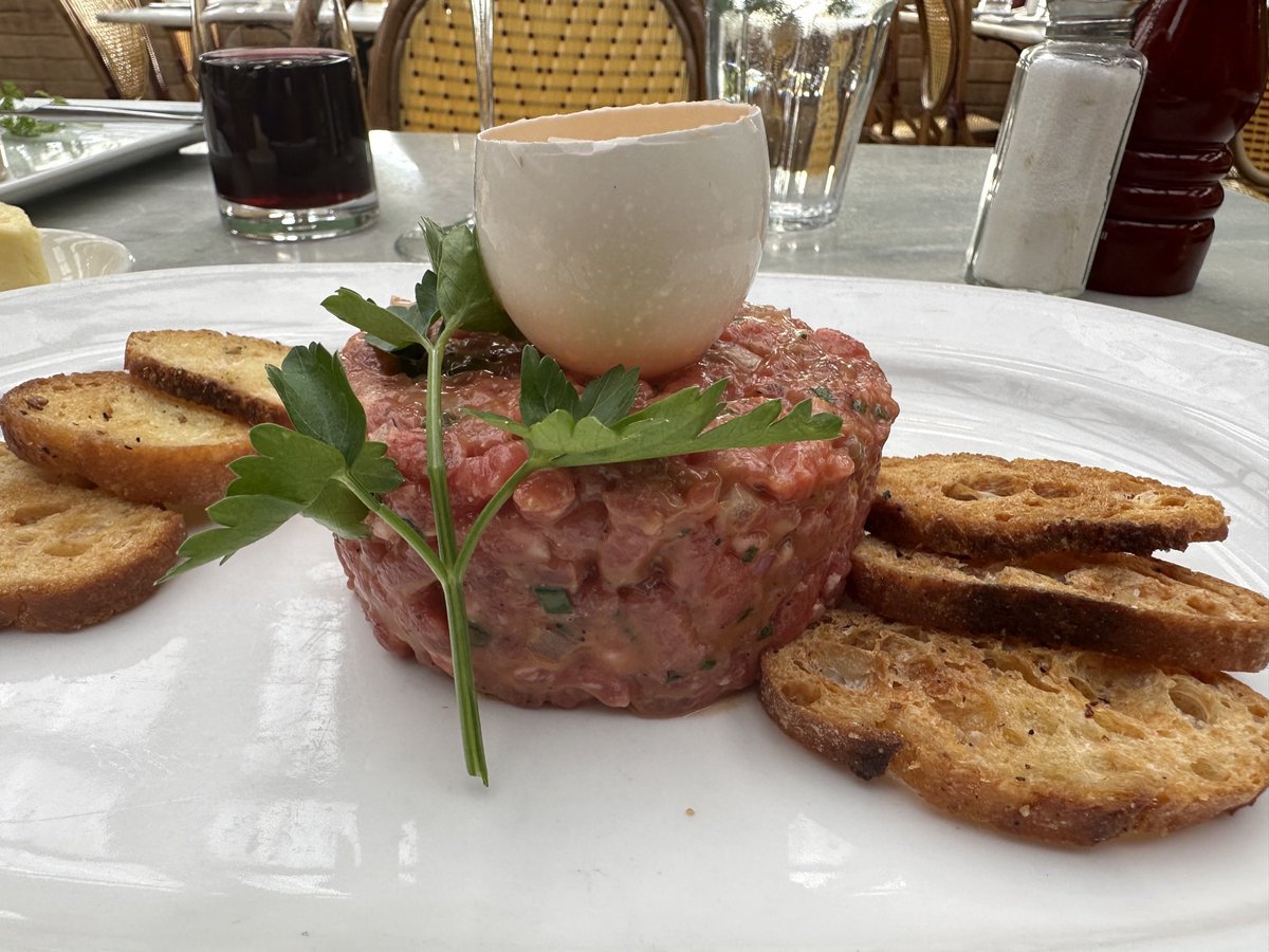 James_Mathur's tweet image. Duck liver mousse, steak tartare, and chicken with truffle pot pie at @BistroJeanty.

Stacking sats with @Gemini 
#Bitcoin 
#BitcoinNotCrypto 
#Napa