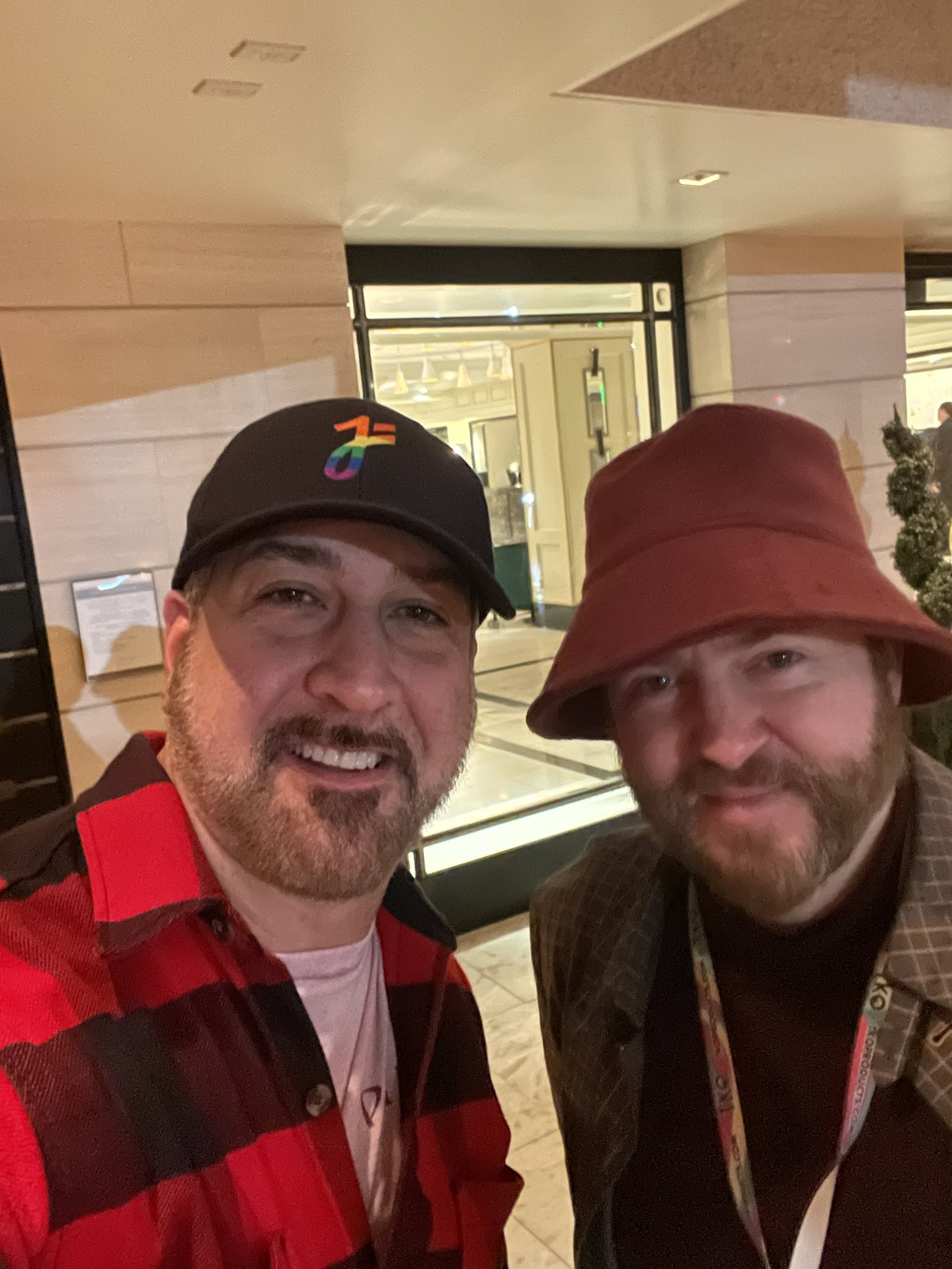 I met Joey Fatone and was not surprised to find he was a very nice guy. Happy belated birthday, Joey! 