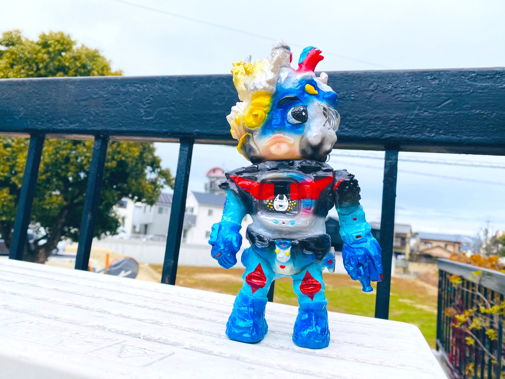 ミライロウマンドウ ソフビ サケビのマシラ三期1号宇宙猿人 宇宙絶叫