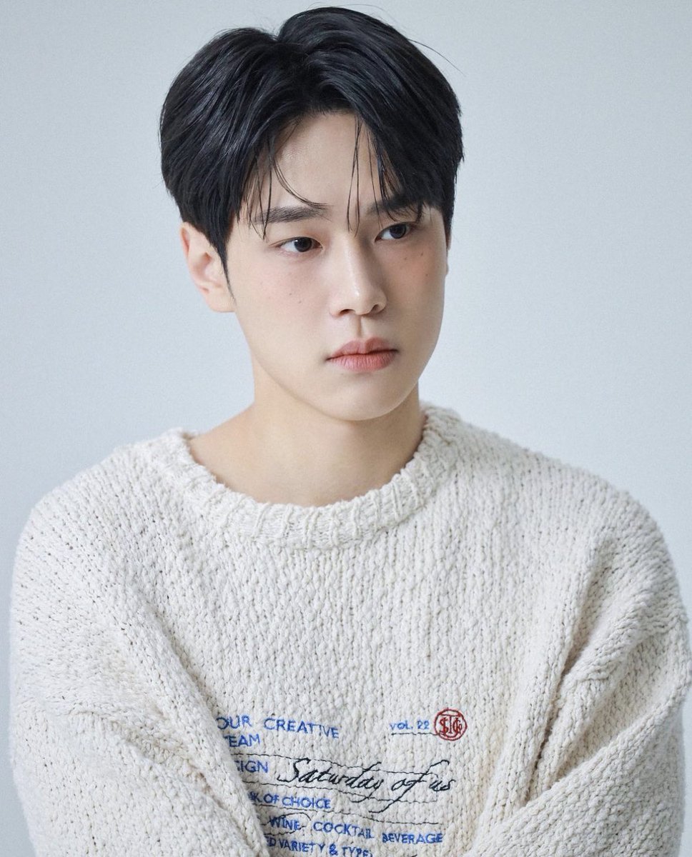 youseok_'s tweet photo. 블러셔 미쳣다 https://t.co/KJAA37QNhu