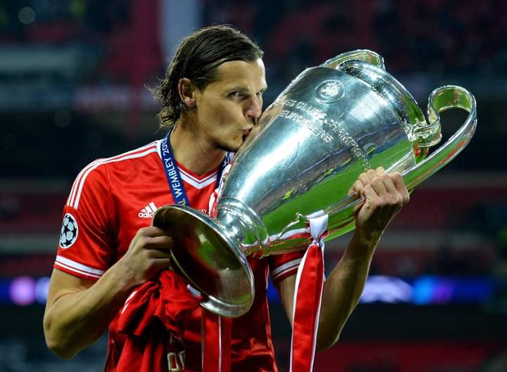 Happy 45th Birthday, Daniel Van Buyten! 