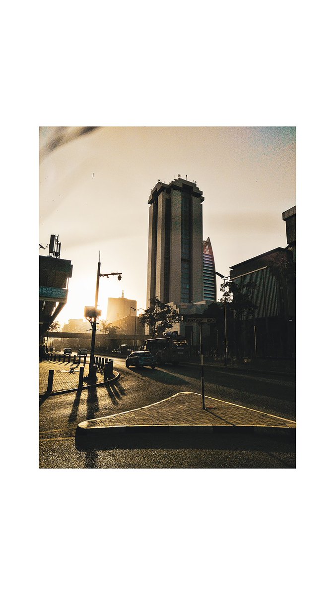jakesnigel's tweet photo. Day 24/30
.
.
.
#Colorsphotochallenge
#nairobi #kenya #streetphotography #phonephotography #sunsets
#jakesnigel https://t.co/TO7aNPE3dj