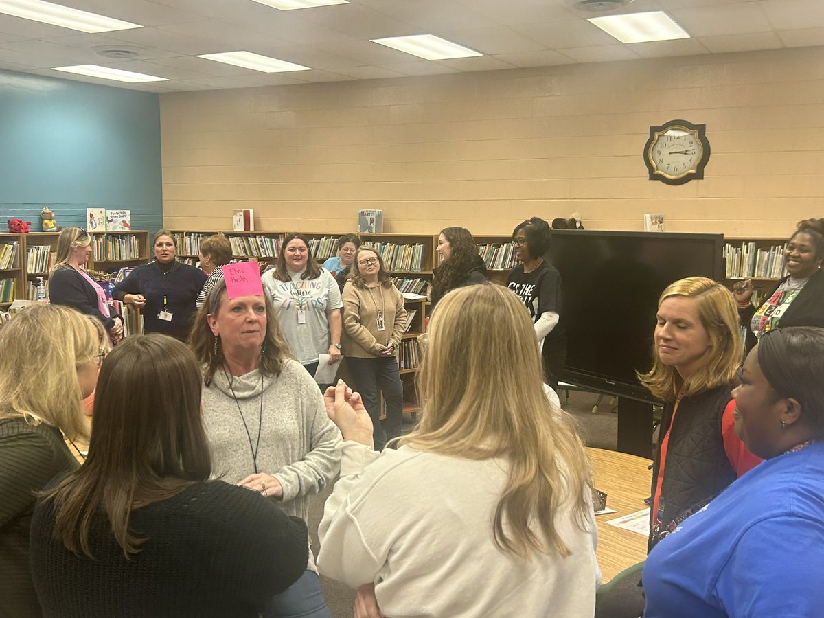 Elizabeth Lovelace tweet media