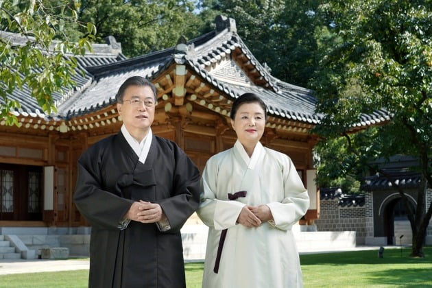 한복저장소 tweet media
