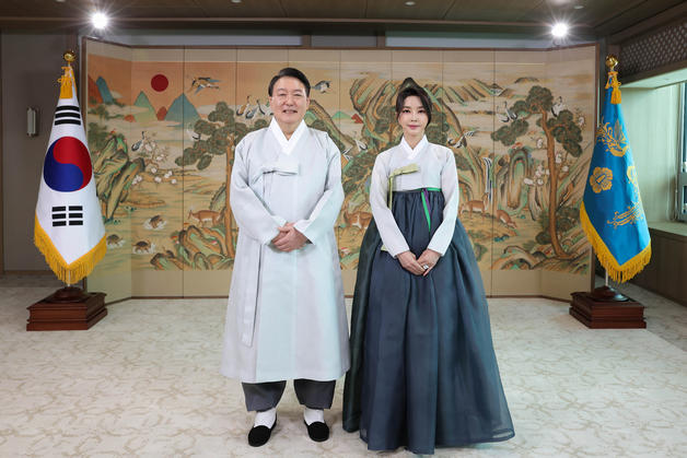 한복저장소 tweet media