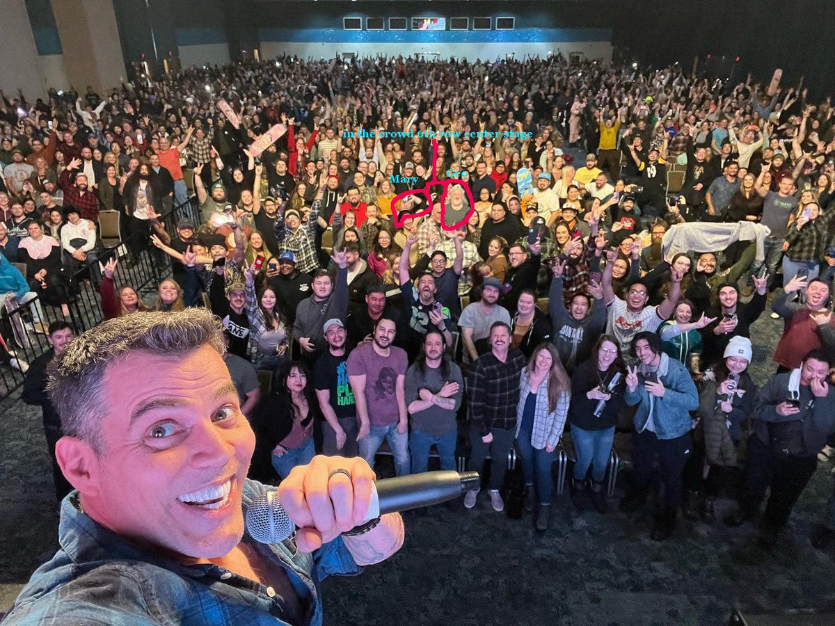 Levamp's tweet photo. #Steve_O anchorage alaska yup that us circled center stage 6th row Thanx for The Wild Ride Please tell Bam he was missed we love you guys https://t.co/cqRm7hJ2Q5