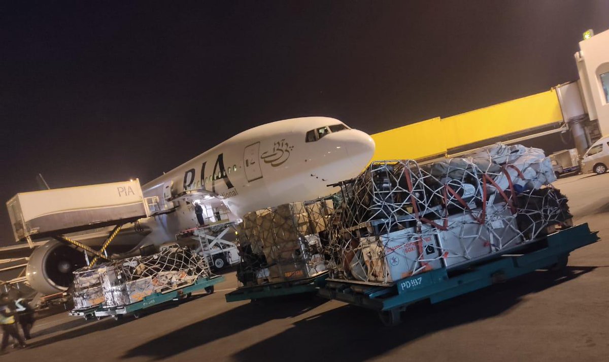 defence_insider's tweet photo. A 51 member Rescue Team has left for #Turkiye 🇹🇷 via an @Official_PIA flight from Lahore 🇵🇰 along with their 7 tons of special rescue equipment. They will be on the ground soon as part of Pakistan's 🇵🇰 contributions in rescue efforts. Prayers for #TurkeyEarthquake victims. 🇹🇷🇵🇰 https://t.co/wgaKLCvZFx