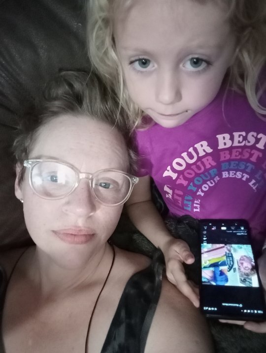 leslie_gatlin's tweet image. I found this picture of baby Phoebe when she was brand new.🥹 Look at her mixing different patterns within the same color scheme. A fashion icon @ 3months old.💅 Look how grown up she is now. 😭🥹😘🥰😍🤩❤️
#InMyFeels