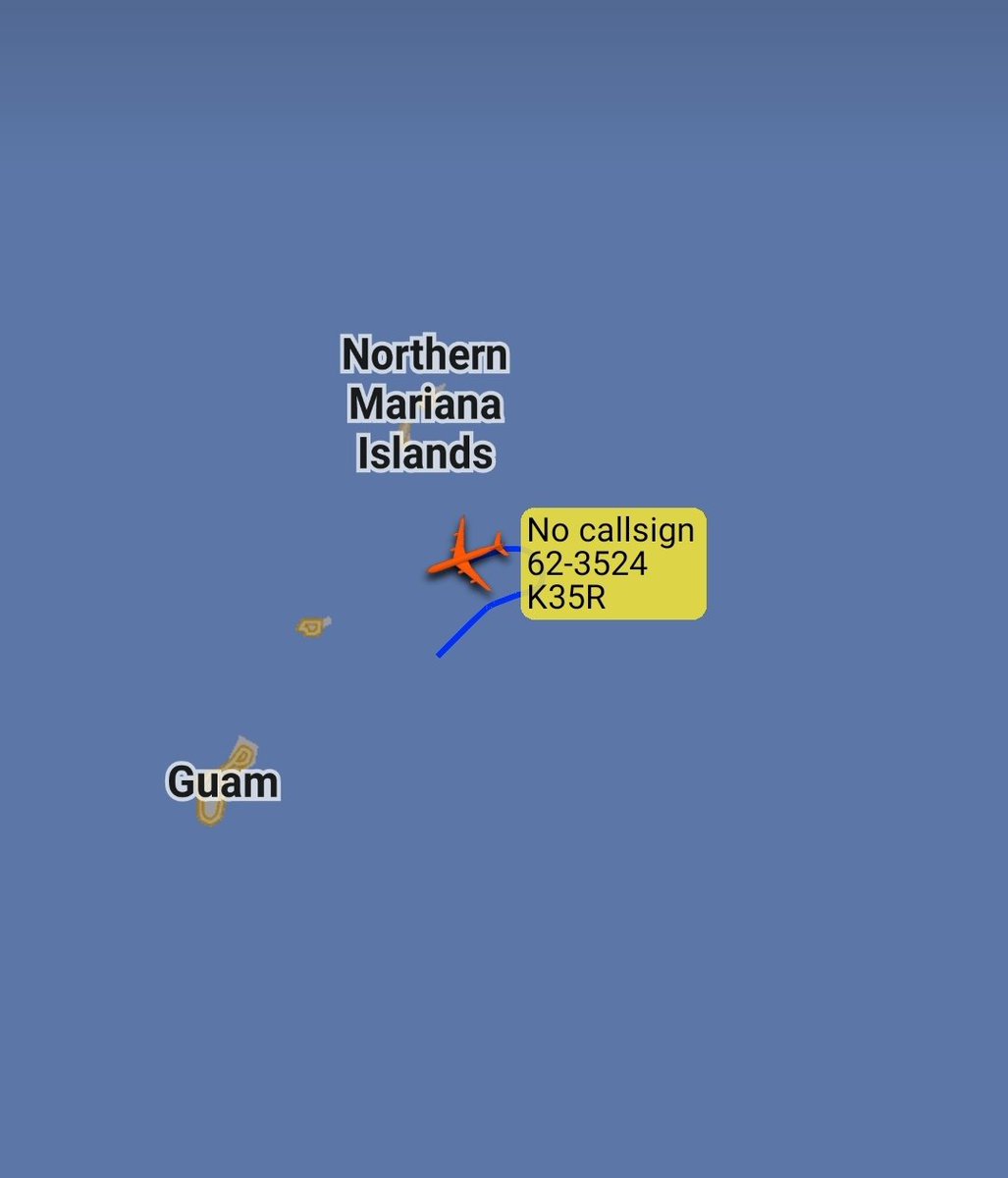 is_keelu's tweet photo. #USAF 
Boeing KC-135R Stratotanker 

62-3524 #AE04CE https://t.co/ygNwYdSHgk
