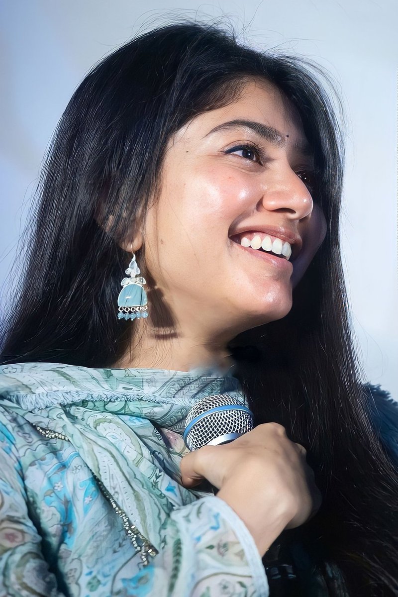 thalpathymrvin's tweet photo. Lady Superstar of Tollywood Cinema 👑

Like - #Samantha ❤️

Retweet - #SaiPallavi 🔁

Let's settle this...

#SamanthaRuthPrabhu
#SaiPallavi

#BBTitans
#Turkey
#earthquake
#PrayForTurkey
#HelpTurkey
#Syria https://t.co/7XZ4xtWMlQ
