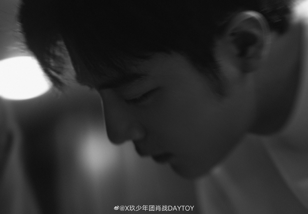 nutty_1005's tweet photo. Xiao Zhan updates Weibo!
Sunshine with me🌞
#XiaoZhan #SunshineWithMe #XiaoZhanxShengYang https://t.co/iXqwrUaynO