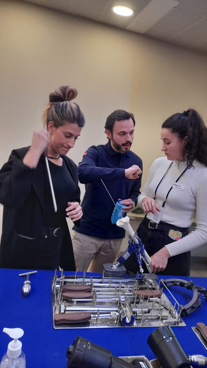 AO ORP España Enfermería tweet media