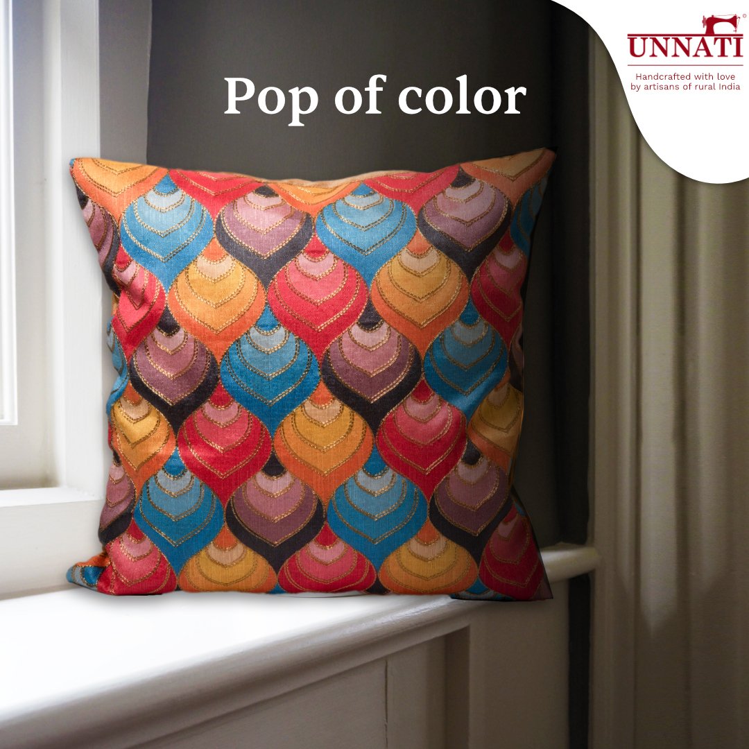 CraftUnnati's tweet image. Add colours to your life as well as your living room.

#coloursofindia #colourscheme #homedecor #homeinspiration #bedroomdecor #livingroomideas #livingroomgoals #livingroomstyle #cushion #pillows #cushioncovers #cushionpillow #cushionlove #cushiondesign #cushioncase #unnaticraft