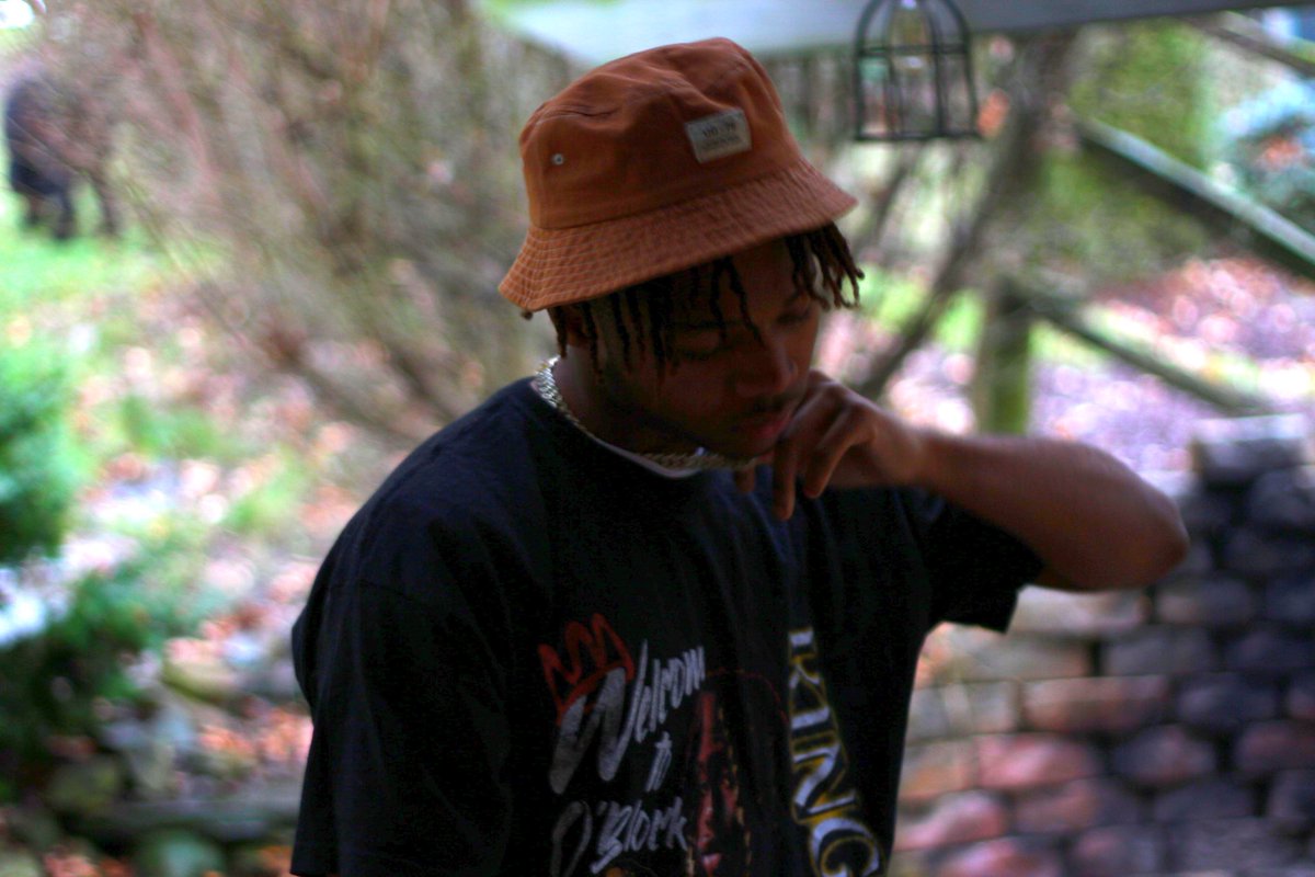 TaeGoCraxyy's tweet photo. My name is Tae, I’m your new favorite artist💫 #GRAMMYs #rapper #KyrieIrving #Trending #news #pittsburghrapper #Pennsylvania https://t.co/4izKa8olq8