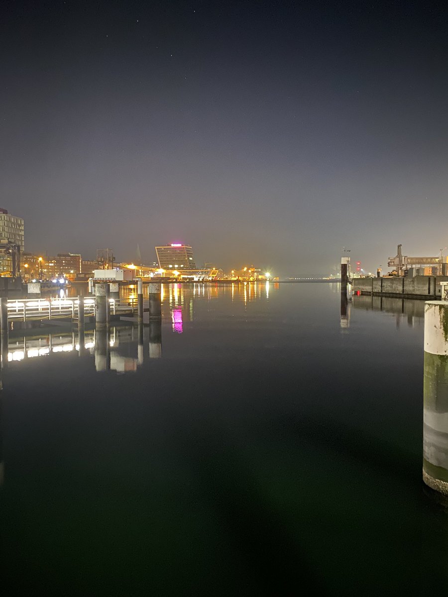 ruschwei's tweet image. Moin #Kiel