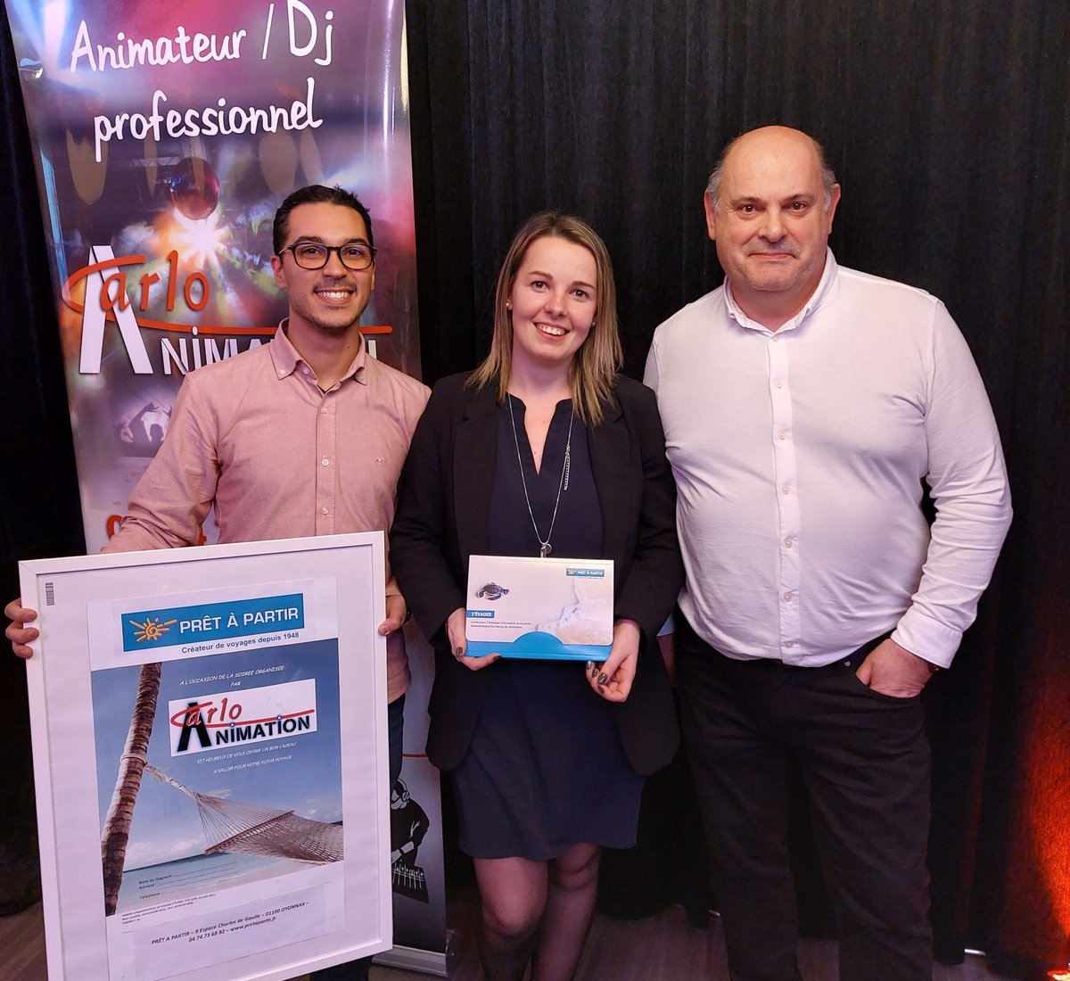 CarloAnimation's tweet image. Le 28 janvier 2023 a eu lieu la 11ème "Soirée voyage mariés 2022". 

7 couples étaient présents, félicitation à Audrey &amp;amp; Alexandre (mariés le 4 juin 2022) qui ont remporté le chèque cadeaux voyage.

Prochain rendez-vous en janvier 2024, avec tous les mariés de 2023.