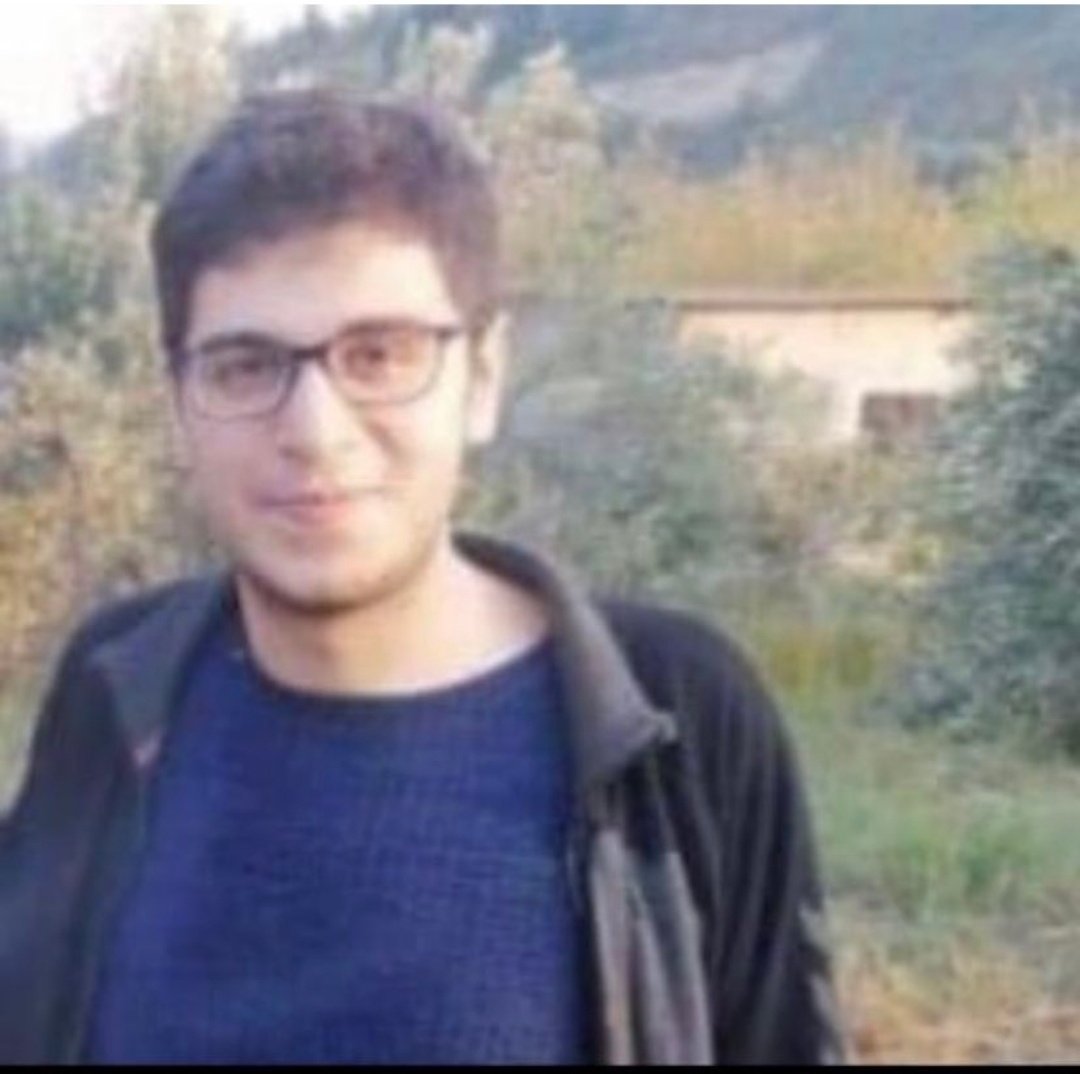 Zeze_Uzayda's tweet photo. SÜLEYMAN BİNİCİ haber alınamıyor !!!! HATAY ANTAKYA  Harbiye mah Hurmalı sk no: 3 İç kapı: 2

ACİLLL!!!! 
#ohal 
#depremden 
@OguzhanUgur @ahbap @KendineMuzisyen @haluklevent @DepremDairesi #AFAD #SONDAKIKA 
#hatayyardimbekliyor 
#hataydepremi https://t.co/nzaA4fpcPU