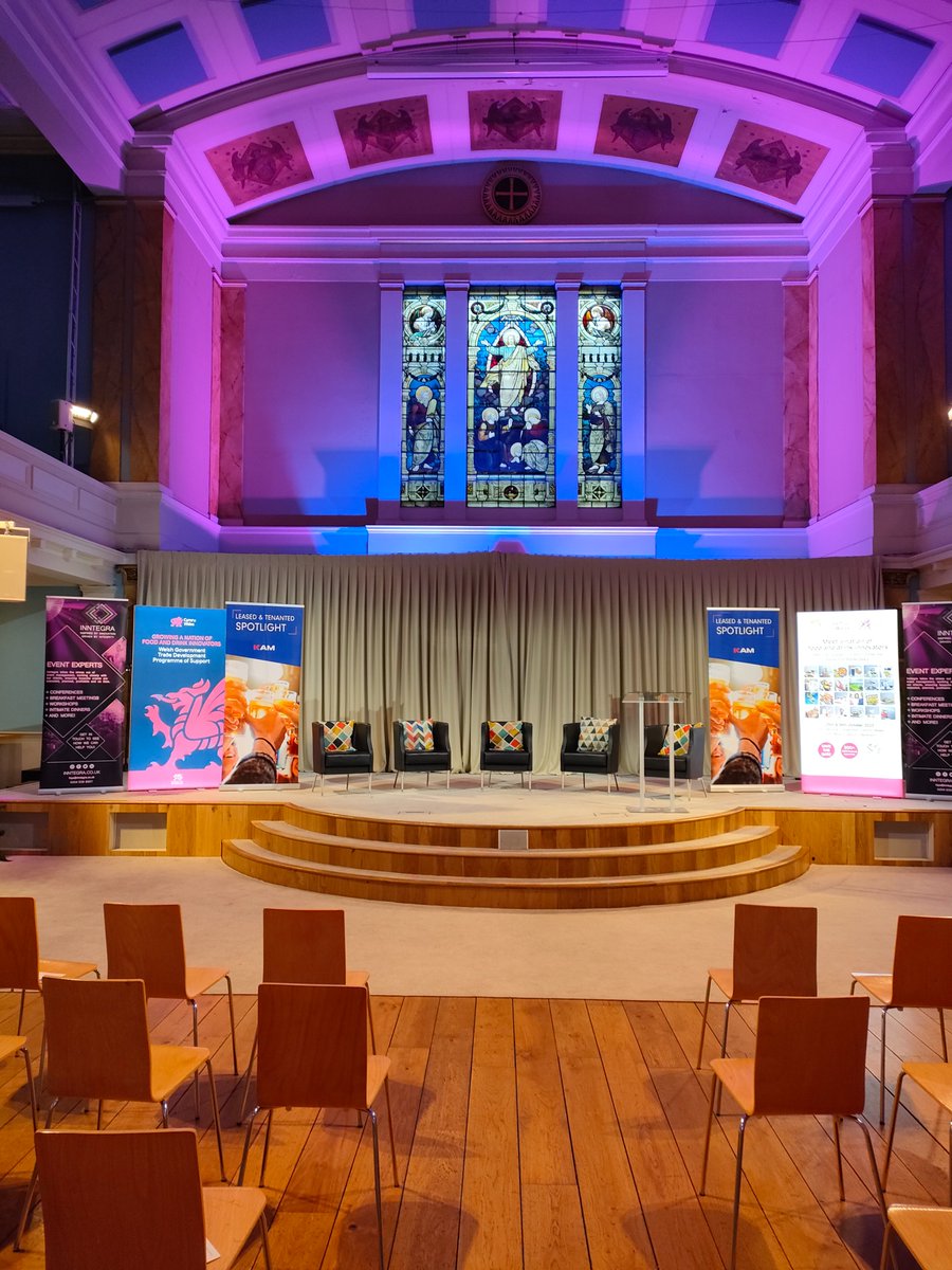 VennersLtd's tweet image. All set up and raring to go at @KAMMediaInsight leased and tenanted spotlight. Very excited for the day ahead! 

#pubsmatter #pubs #WeAreHospitality #Kam #LeasedAndTenantedSpotlight #LeasedPubs #TenantedPubs