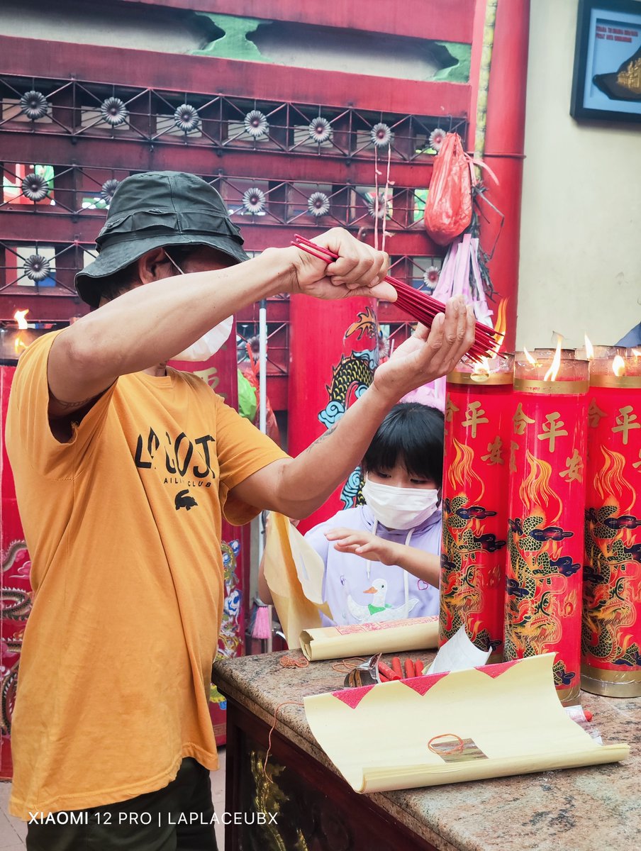 vincetrx0's tweet photo. What if...
Cap Go Meh 2023 kemarin minggu, foto diambil dari Smartphone...
Yah ini beberapa fotonya~
Shot on #Xiaomi12Pro
#CapGoMeh #CapGoMeh2023 #ShotOnXiaomi #XiaomiPhotography #ShotOnSnapdragon
@XiaomiIndonesia @Snapdragon_ID https://t.co/KVZJbxnKTp
