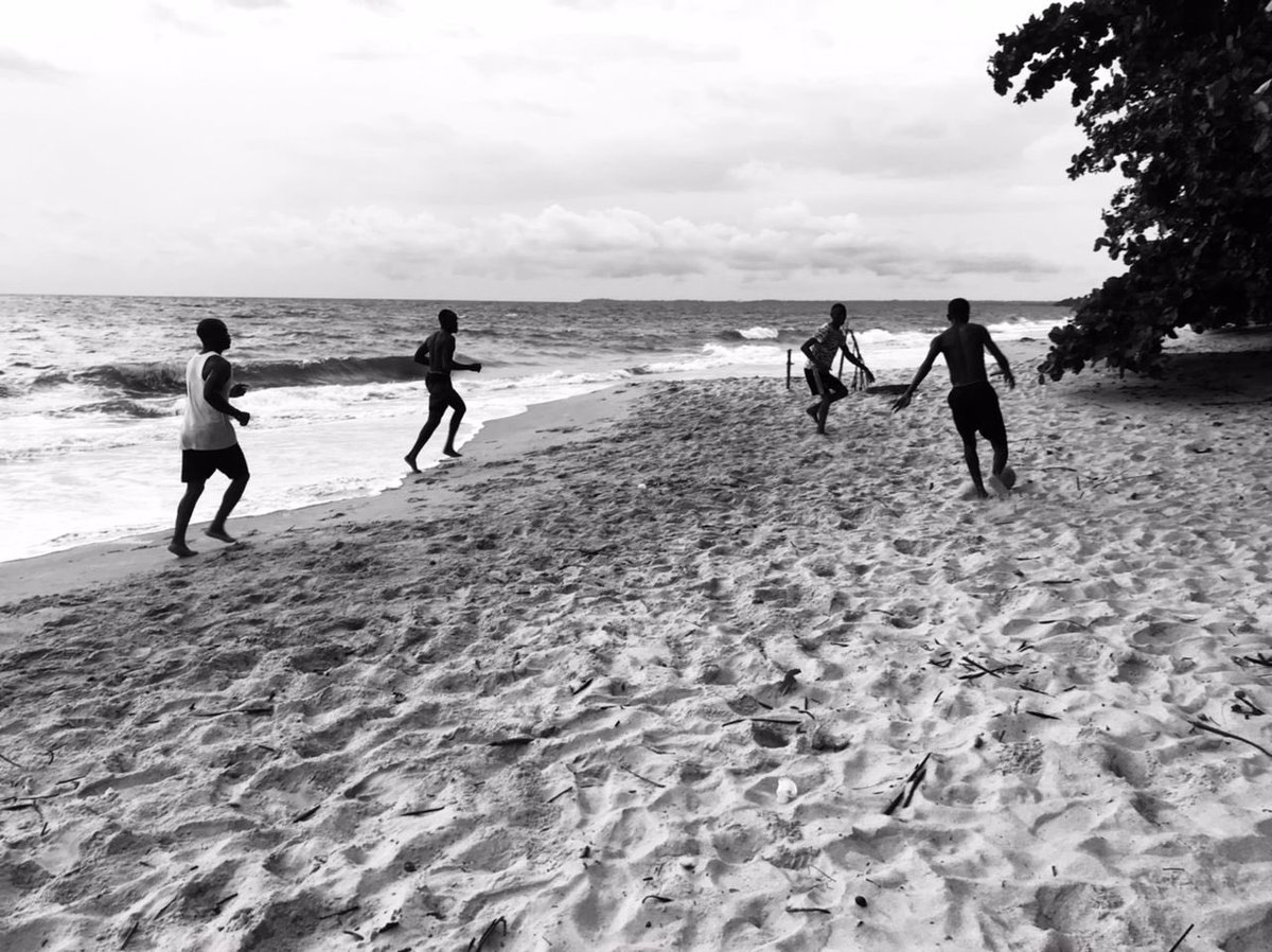 CodOnEvent's tweet image. La communauté, c’est une famille,

La communauté c’est un réseau,

On apprends mais on s’y amuse aussi ☺️

En images notre première journée récréative 🥳🥂🏝organisée avec des membres de notre Communauté 👩‍💻🧑‍💻😊.

#codon
#codeispoetry