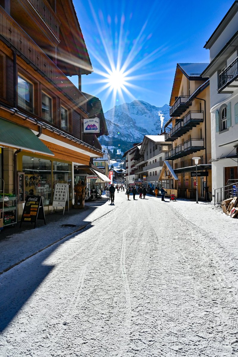 Wengen village road this morning. #wengen #Switzerland