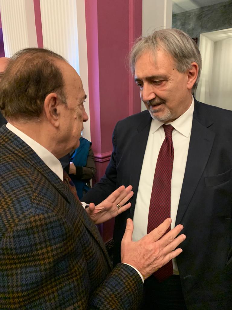 LucioGaspari's tweet photo. Il candidato presidente Francesco Rocca a colloquio con il candidato consigliere Achille Lucio Gaspari https://t.co/AaQ29MIMla