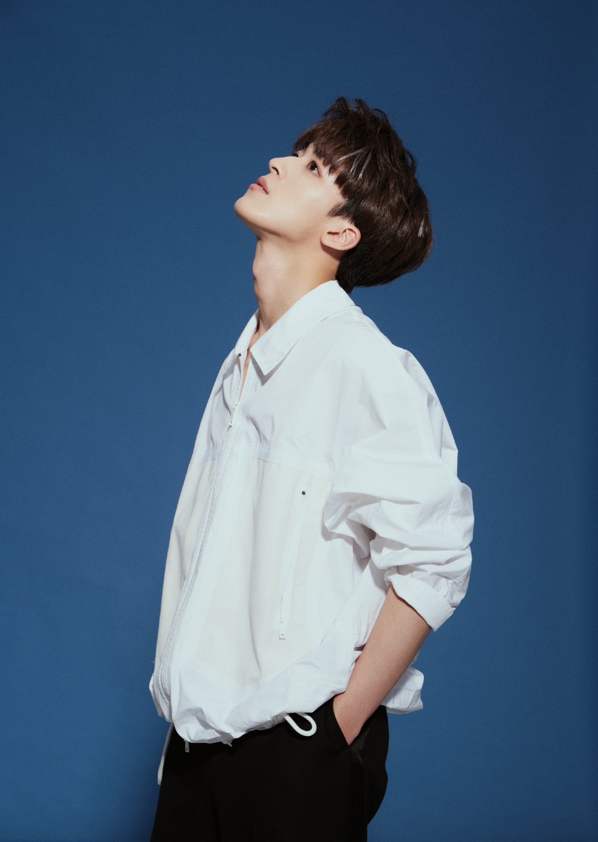 luoIuoo's tweet photo. [030223] studio weibo update:
“diudiu myself calculated, that today is suitable for posting ning-ge’s goods in stock*, happy weekend~”
*means extra pics

#何洛洛 #HELUOLUO https://t.co/MNUsBBV9Fx